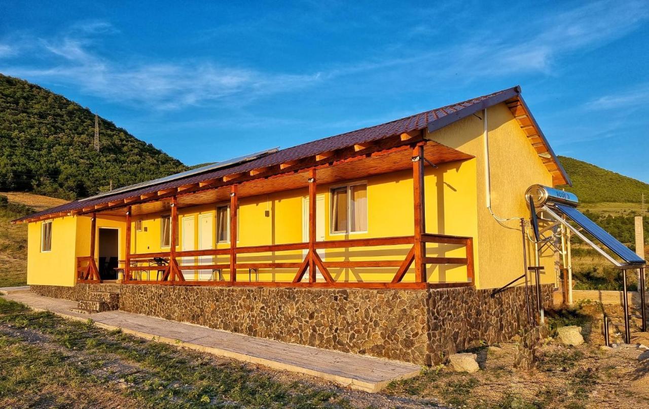 Cabana Varad Coronini Moldova Veche Exterior foto