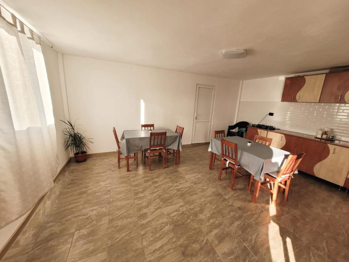 Cabana Varad Coronini Moldova Veche Exterior foto