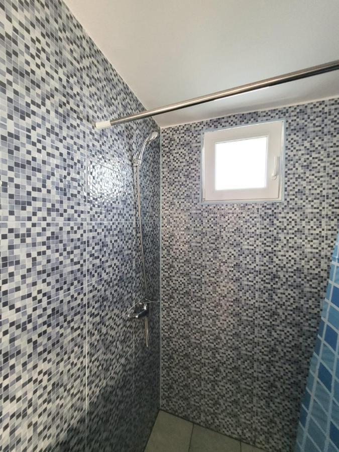 Cabana Varad Coronini Moldova Veche Exterior foto